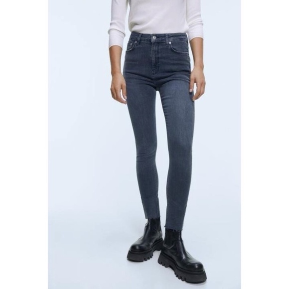 Zara Woman The High Waist Skinny Arctic Cobalt Raw Hem Jeans - Picture 1 of 10